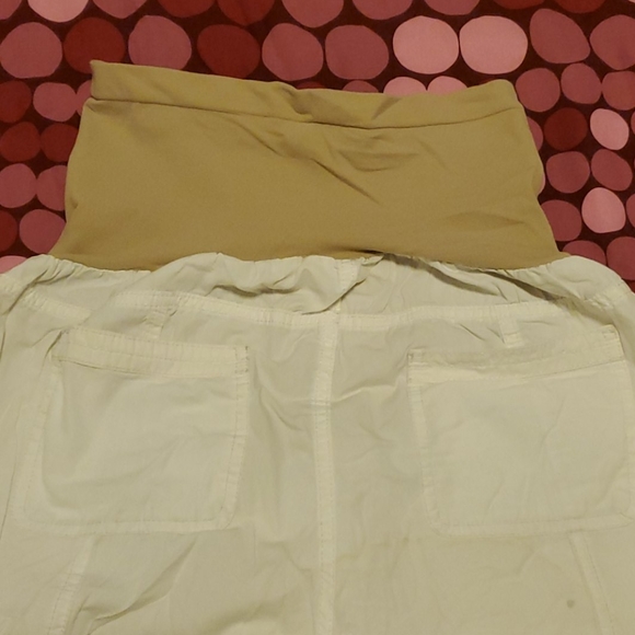 Maternity capris - Picture 3 of 4